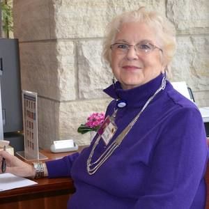 Meet your Posher, Marilyn